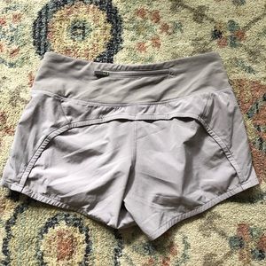 Lululemon speed up shorts size 4 2.5”